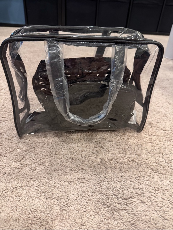 DSW Handbags - DSW 4 Piece Cosmetic Bag Set
